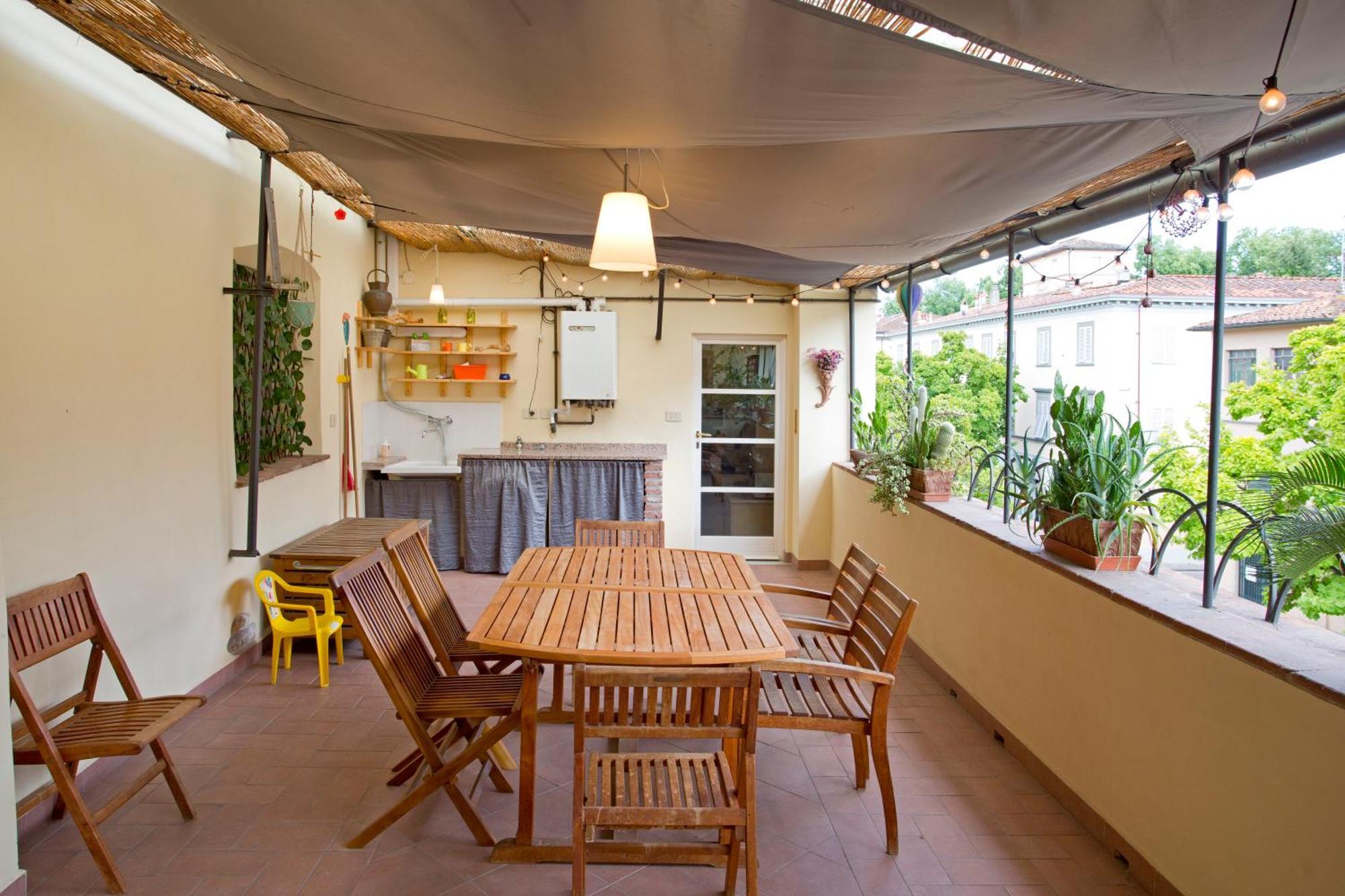 Casa San Girolamo Historic Flat With Cosy Terrace In Lucca'S City Centre Luaran gambar