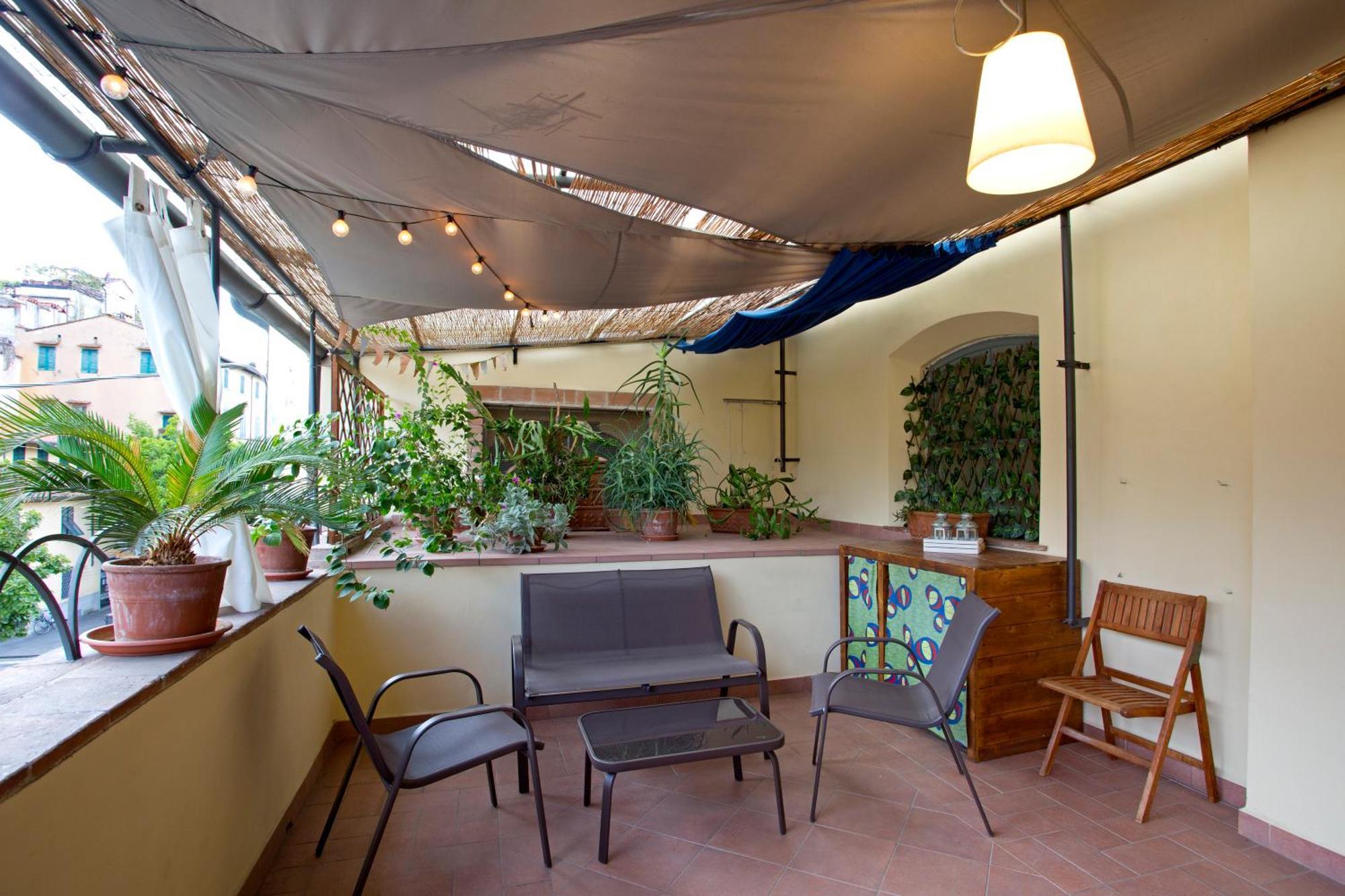 Casa San Girolamo Historic Flat With Cosy Terrace In Lucca'S City Centre Luaran gambar